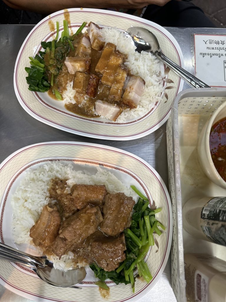 Restaurante Nai-Ek Roll Noodles en Bangkok